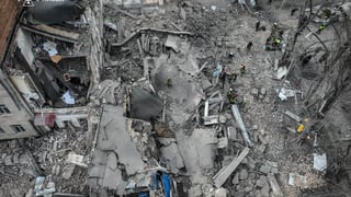 Росія завдала удару по Києву двома балістичними ракетами, є руйнування та потерпілі