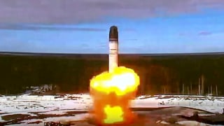 Знову «аналогів немає». Що означає показовий пуск російської ракети «Сармат». Огляд Wall Street Journal
