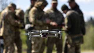 Китай обмежує постачання до США та ЄС компонентів дронів, які використовує Україна – Bloomberg