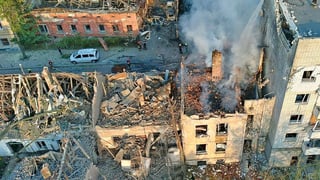 Росія вдарила ракетами по центру Львова, є загиблі та руйнування (доповнено)