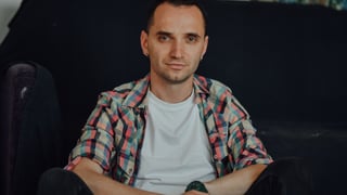 «До стресу такого масштабу не можна адаптуватися». Як керувати виснаженою командою? Психолог Володимир Станчишин — про неочевидні ознаки втоми і роль лідера