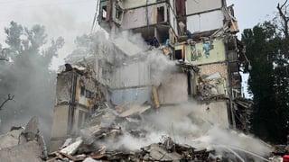 Росія вчергове атакувала Київ. Зруйновані будинки, є загиблі та поранені (фото, відео)