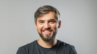 Александр Чекменев