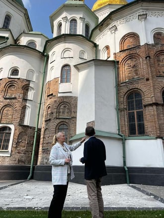 Софийский собор в Киеве и Одесская киностудия повреждены в результате атаки РФ (фото) /Фото 2