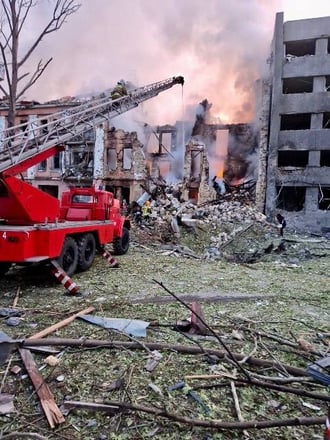 Росія вночі знову вдарила по Одесі, у Миколаєві є влучання у житлові будинки (фото) /Фото 6
