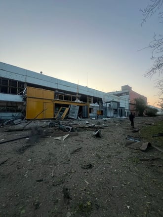 Россия ударила ракетами по заводу Electro Cable Group Черняков (фото) /Фото 1