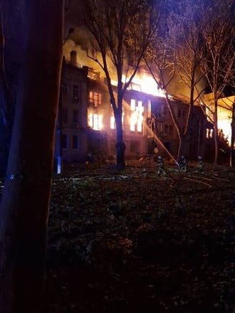 Росія вночі знову вдарила по Одесі, у Миколаєві є влучання у житлові будинки (фото) /Фото 4
