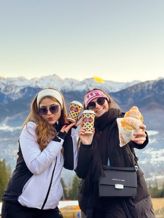 Мережа Lviv Croissants відкрила заклад на гірськолижному курорті Закопане в Польщі (фото) /Фото 1