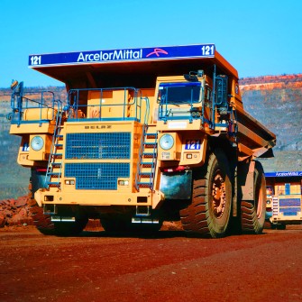 Офис генпрокурора оставил без зарплат работников АрселорМиттал Кривой Рог. За что заблокировали счета крупнейшего налогоплательщика /Getty Images