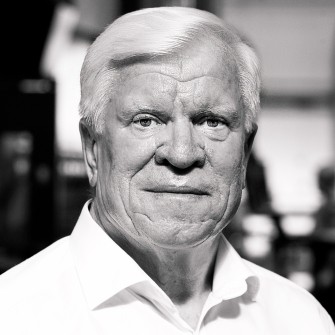 31 липня в Миколаєві російська ракета потрапила в будинок власника агрокомпанії «Нібулон» Олексія Вадатурського. /Олександр Чекменьов