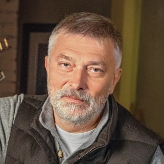 Сергій Созановський Film.ua /обработано и дополнено при помощи ИИ (искусственного интеллекта) Photoshop Beta