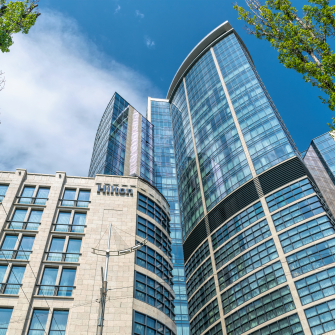 Hilton Kyiv Київ /Shutterstock