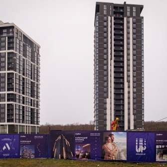 Новобудови у Львові, зведені незадовго до початку російського вторгнення до України. Львівщина – на другому місці після Києва та області за темпами відновлення будівництва. /Getty Images