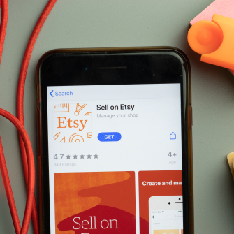 В Україні стартував пробний період використання платіжної системи Etsy Payments. /Shutterstock