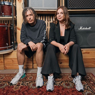 Співзасновник enko Іван Клименко та СЕО лейблу Катерина Дмитренко вивели україномовний реп на топові позиції в Apple Music, Spotify та YouTube Music. /Антон Забельский для Forbes Ukraine