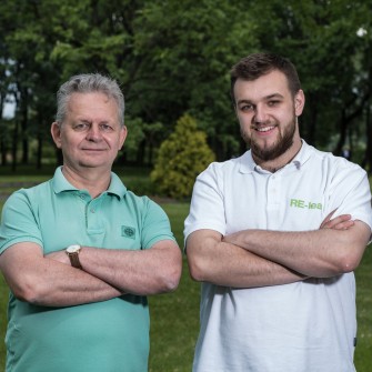 Засновники компанії Re-Leaf Валентин Фречка (праворуч) і Андрій Варцаба. /Олександр Чекменьов