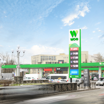 Заправка WOG, стела WOG /прес-служба WOG