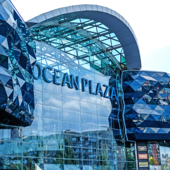 Василий Хмельницкий продал свою долю в ТРЦ Ocean Plaza бизнес-партнеру Андрею Иванову