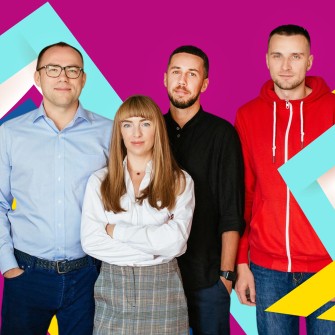 Основатели Rentberry. Cлева направо: Алексей Любинский, Лилия Остапчук, Денис Голубовский и Арсен Костенко. Иллюстрация Shutterstock/Анна Наконечная