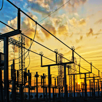 «Укрзалізниця» інвестує $215 млн у газові електростанції. Forbes дізнався подробиці /Shutterstock