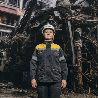 Сміливі нести світло. Історії енергетиків ДТЕК, які повертають світло українцям /Фото Роман Кетков