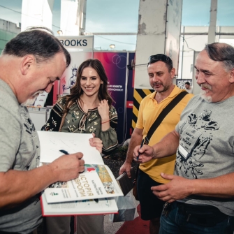 Брати Капранови