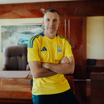 Андрій Шевченко у новій футбольній формі adidas /Фото з особистого архіву Андрія Шевченка