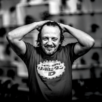 на фронті загинув засновник агенції «Кінограф» Віталій Кокошко /с личной Facebook-страницы Виталия Кокошко/facebook.com/vitaliy.kokoshko