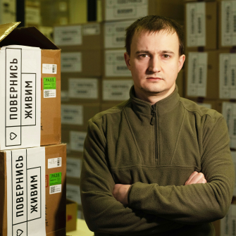 Фонд «Повернись живим» отримав найбільший в історії відомий грант на військові потреби України – 19 млрд грн. Про це в інтерв’ю YouTube-каналу «УТ-2» розповів директор фонду Тарас Чмут. /Олександр Чекменьов