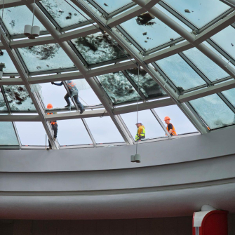 Blockbuster Mall /Facebook-сторінка Дмитра Лашина