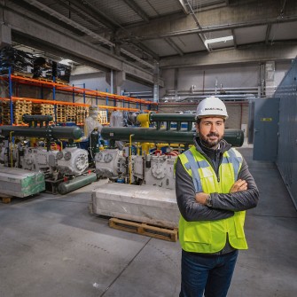 «Далгакиран» ефективно розв’язує енергетичні проблеми українських підприємців.  Це дало змогу співвласнику В’ячеславу Дінкову отримати виторг у $63,7 млн, що удвічі більше, ніж було у мирні часи /Анастасія Мантач