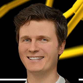 Олександр Альохін