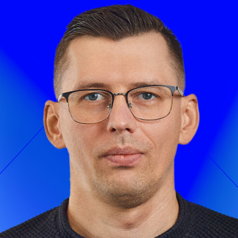 Дмитро Овчаренко