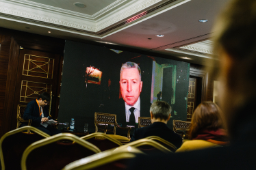 Курт Волкер