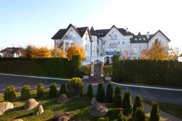 Доступний Кембридж. Як у школі під Києвом навчають космополітів та білінгвалів /Фото 1