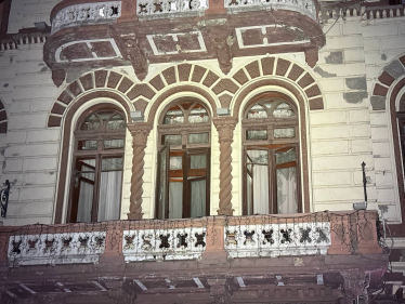 Росія атакувала Одесу: пошкоджені будинки, ринок «Привоз» і обʼєкти спадщини ЮНЕСКО (фото) /Фото 1