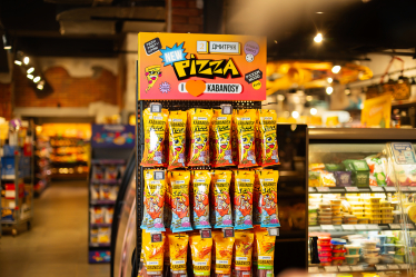 Снеки майбутнього: як ДМИТРУК завойовує серця покоління, народженого в 2000-х /Фото 1