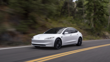 Tesla представила дешевші Model 3 і Model Y. Що змінилося і скільки вони коштують /Фото 1