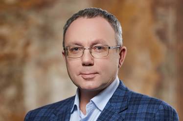 Ахметов, Пинчук, Веревский больше не хотят иметь у себя российских топ-менеджеров. Как украинский бизнес решает вопрос «токсичного паспорта» /Фото 2