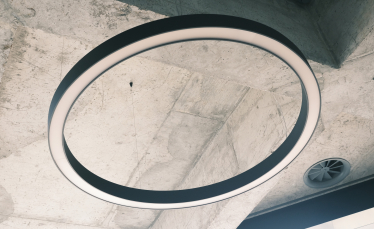 Работай где хочешь, записывай идеи где хочешь. Как устроен офис девелоперской комании SAGA /Фото 37