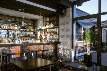 m1clubhotel.com