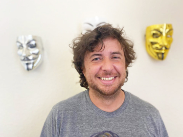 «Цель нашего бизнеса – защитить экономику». Как военный ветеран построил революционный стартап по кибербезопасности стоимостью $1,5 млрд /Фото 1