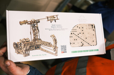 Ugears делает 100 000 3D-пазлов в месяц и продает их в 85 стран. Как выглядит производство этих необычных игрушек /Фото 28