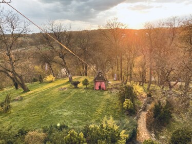 «Будинок для нас – як намет». Як львівський ресторатор Юрій Назарук переїхав до села та став щасливішим /Фото 2