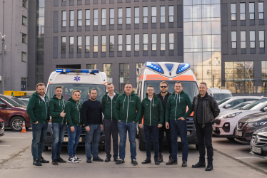 Медичні евакуаційні авто для військових від «Подорожника»