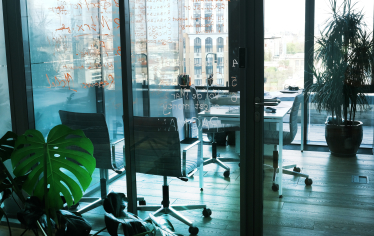 Работай где хочешь, записывай идеи где хочешь. Как устроен офис девелоперской комании SAGA /Фото 34