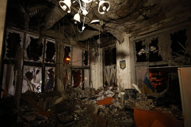 Росія атакувала Харків авіабомбами, пошкоджено будівлю Держпрому /Фото 2