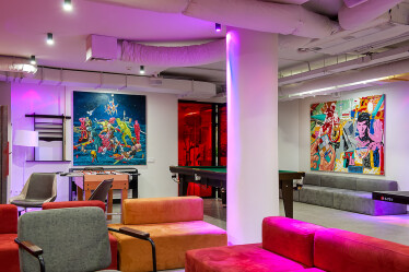 Галерея вместо галеры. Зачем бизнесу коллекции искусства в офисе /Фото 38