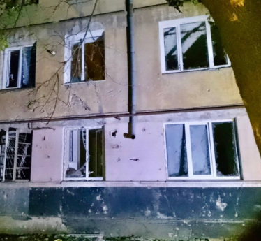 Росія завдала ракетних ударів по Запоріжжю, Харкову та Дніпропетровщині. Загалом влучання зафіксували у 14 регіонах /Фото 5