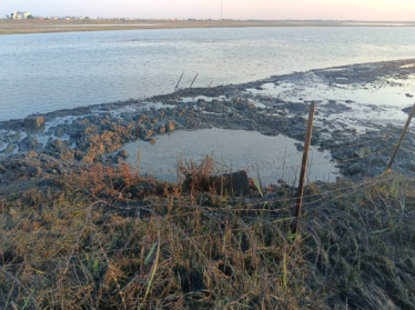 Россия заявила об обстреле Чонгарского моста на границе с Крымом (фото, видео) /Фото 1